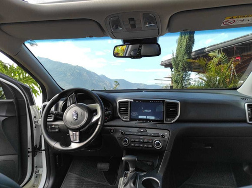 Kia Sportage Zenith 2.o 4x4