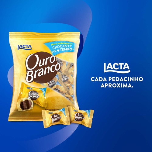 Pacote de bombons ouro branco com recheio de chocolate e cobertura de chocolate branco 1kg lacta