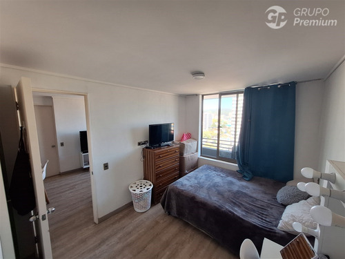 Departamento En Venta De 2 Dorm. En Concepción