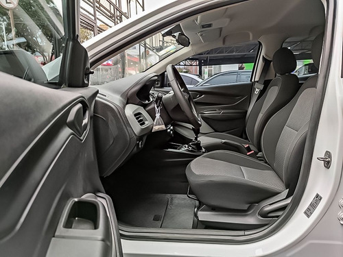 Imagem 5 de 15 de Chevrolet Onix 1.0 Mpfi Joy 8v
