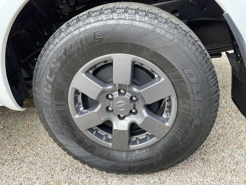 Imagem 6 de 15 de Nissan Frontier Sv Attack Cd 4x4 2.5 Tb Diesel
