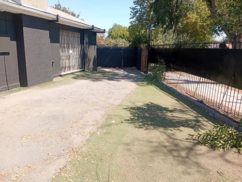 Aa57132 - Arriendo Casa Esquina Y Local Comercial - Emilia T