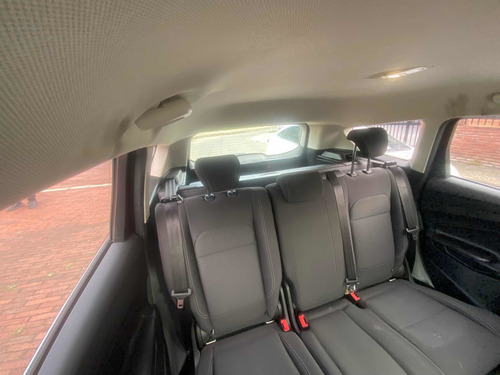 Imagen 11 de 15 de Ford Escape 2017 2.0 Se 245 Hp 4x2
