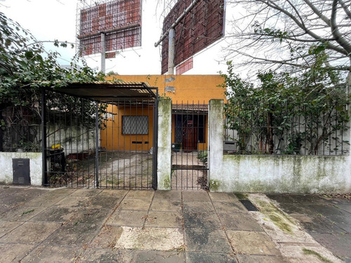 Imagen 1 de 16 de Casa - Saavedra