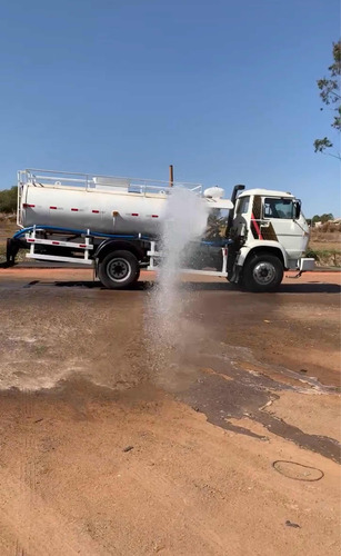 Locação Caminhão Pipa Tanque