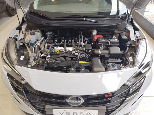 Nissan Versa 1.6 Sr Cvt