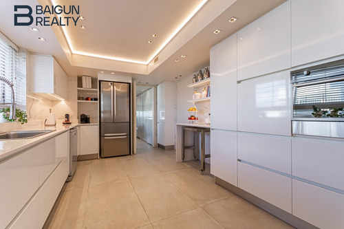 Departamento 5 Ambientes Con 2 Dependencias De Servicio Y 3 Cocheras En Alquiler En Belgrano