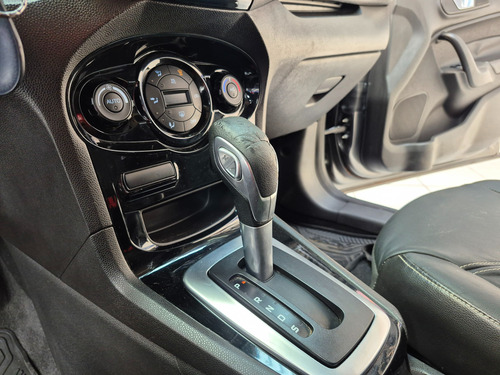 Ford Fiesta Sedan 1.6 16v Titanium Flex Powershift 4p