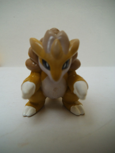 Sandslash Pokemon Tomy