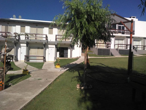 Imagen 2 de 18 de Complejo A La Venta En Potrero De Garay