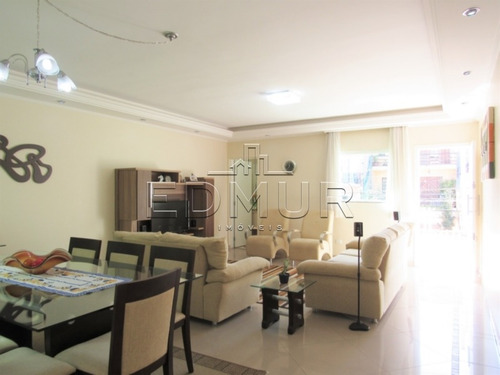 Sobrado - Vila Assuncao - Ref: 24206 - V-24206