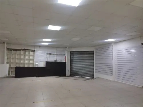 Local Comercial Arriendo 330 Mts2 Pasos Mall Independencia