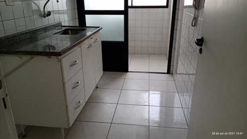 Imagem 6 de 15 de Apartamento Muito Bem Localizado !!! - 158