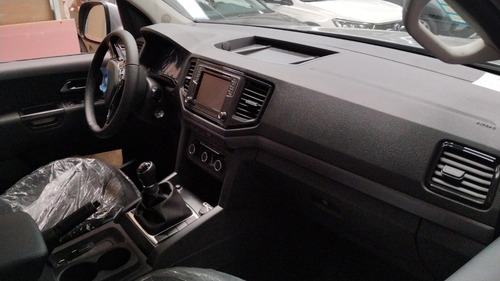 Imagen 12 de 25 de Volkswagen Amarok Dc 2.0 Tdi 180cv Comfortline 4x2 Mt #15