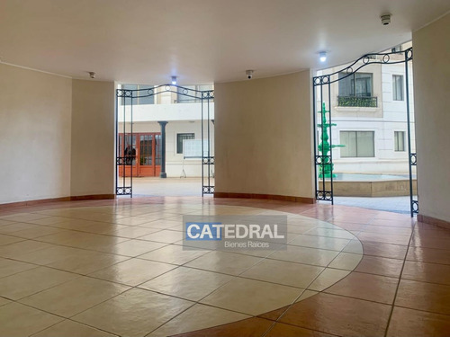 Invierte Ya Arrendado, Magnifico Edificio Vista