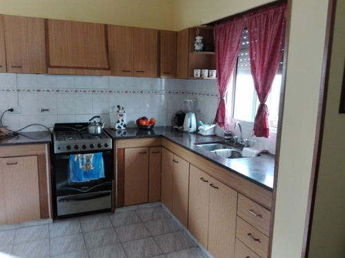 Imagen 5 de 11 de Venta De Casa Sobre Avenida 44