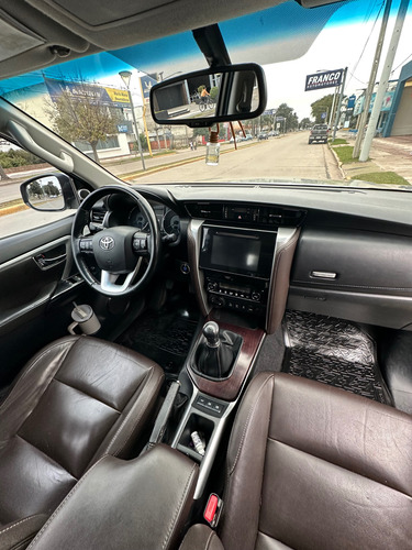 Toyota Hilux SW4 2.8 Srx 177cv 4x4 7as