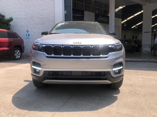 Imagen 4 de 15 de Jeep Commander Limited