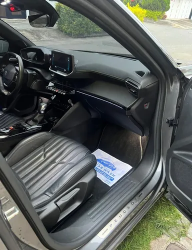 Peugeot 2008 Gt Line Turbo At