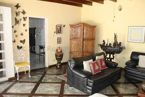 Ana Torres. Casa En Venta 2311877 En El Cafetal