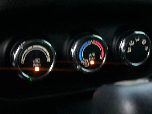 Imagem 14 de 15 de Fiat Toro Flex 1.8