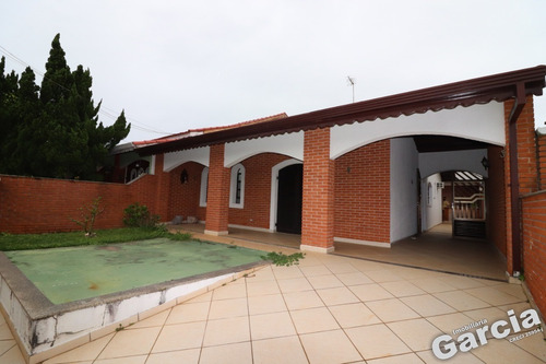 Imagem 1 de 27 de Casa Com 3 Dormitórios, Mais Edícula Com 2 Dormitórios - 6131 - 69863557
