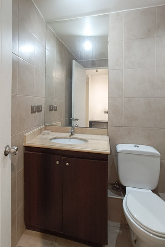 Imagen 15 de 20 de Departamento Con Hermoso Baño De Cerámica