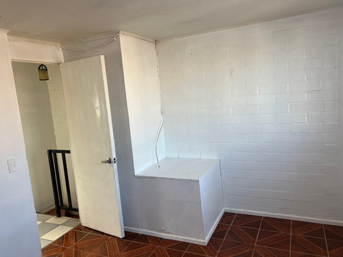 Arriendo Casa En Hualpén, Pasaje Doce, Dos Dormitorios