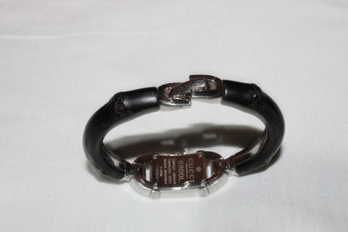 Gucci Feminino 6800l Series Diamond Acentuado Watch