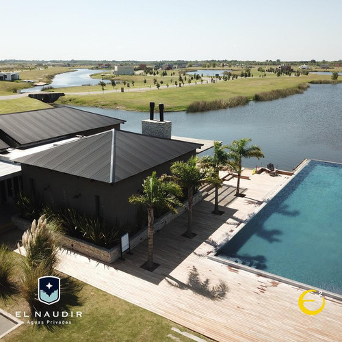 Imagen 3 de 30 de Casa Venta Naudir 4 Dormitorios Galeria Parrilla Pileta Gran Jardin