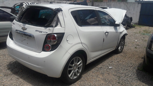Imagem 3 de 5 de Sucata Chevrolet Sonic 2014 1.6 Automatico - Retirada De Peç