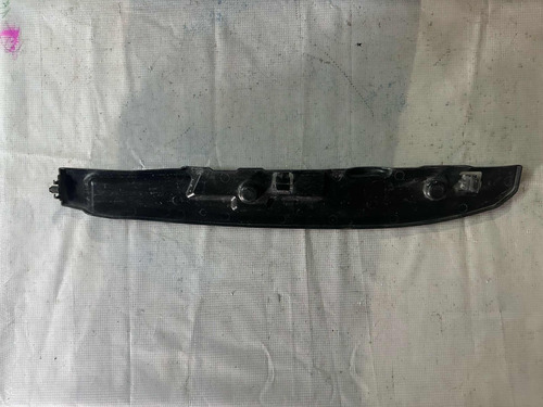 Tolva Salpicadera Izquierda Vw Jetta 11-18 (Usado)