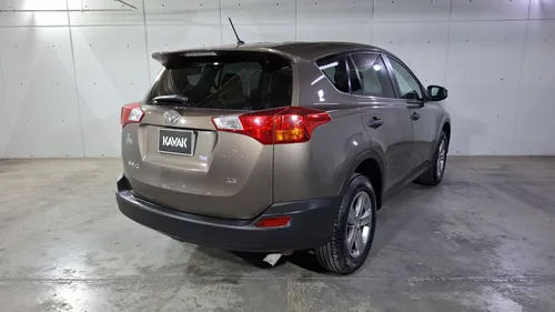 Toyota RAV4 2.5 Le At