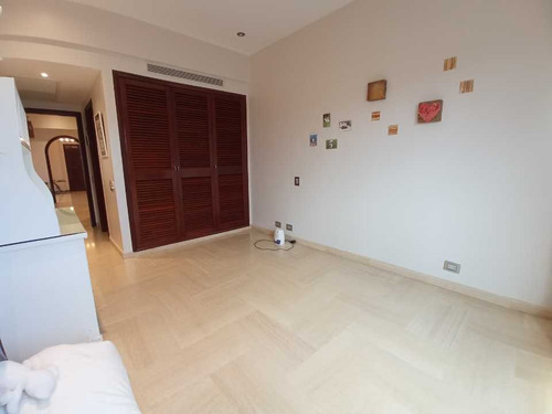 Vendo Apartamento 340m² 5hab/6b/5pe Mirador De San Román