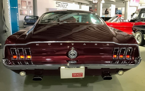 Coche Clásico Ford Mustang Fastback, 1968