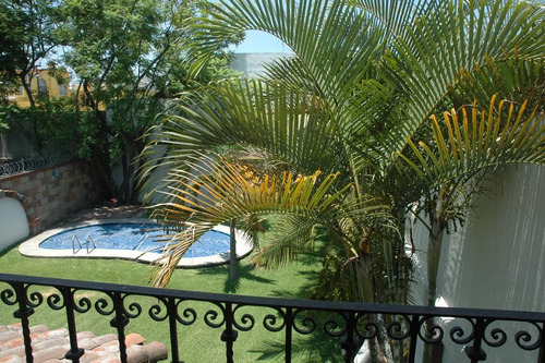 Casa En Renta Fraccionamiento Privado, En Lomas De Atzingo, Cuernavaca