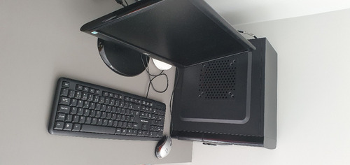 Pc 4gb Hd 500gb + Teclado Mouse E Monitor