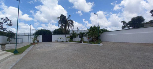Venta De Salon De Fiestas O Casa Para Renta Vacacional