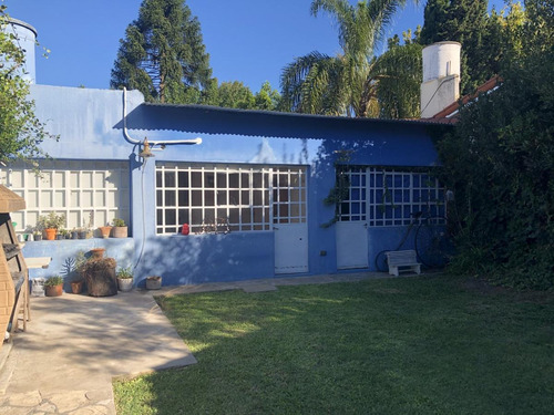 Imagen 10 de 19 de Casa En Venta Martinez 5 Ambientes Impecable