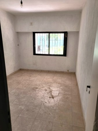 Imagen 6 de 15 de Casa Con Local Totalmente Remodelada A Nuevo