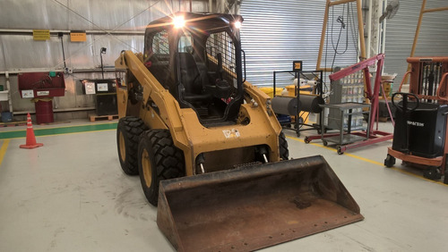 Alquiler Retroexcavadora, Bobcat,pala Retro Camiones 6x4 8x4