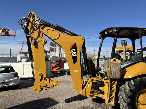 Retroexcavadora Caterpillar 420f Mod 2015 4x4 Con Ext Y Kit