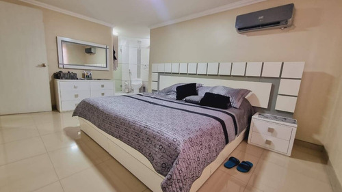 196962 L. P. Alquiler Townhouse, Urb. Manantial, Naguanagua, Solo Clientes