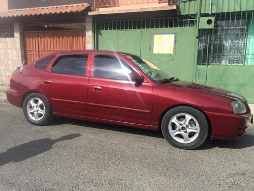 Imagen 1 de 5 de Hyundai Elantra