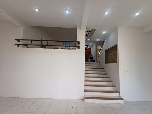 Imagen 4 de 16 de Codigo: 1353 Casa En Venta En Altos Del Parral