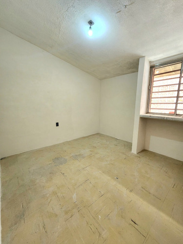 Casa En Venta En Valle De Aragón 3ra Sección, Ubicación Estratégica Y Un Precio Inmejorable.