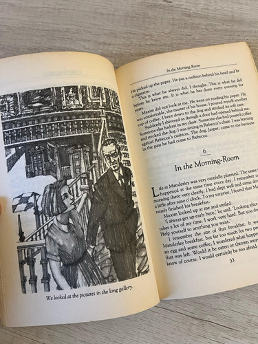 Rebecca - Daphne Du Maurier
