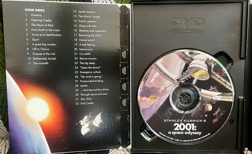 Dvd 2001 Odisea Del Espacio Kubrick Región 1. Estuche Cartón (Usado)