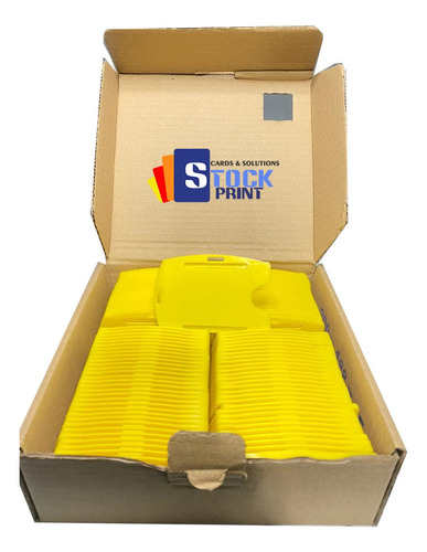 Imagem 3 de 5 de Kit Amarelo 25 Cordão Lanyard E 25 Porta Crachá Rígido
