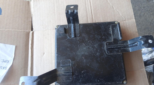 Computadora De Nissan Qj Pick D21 2.4 4x4 (Usado)